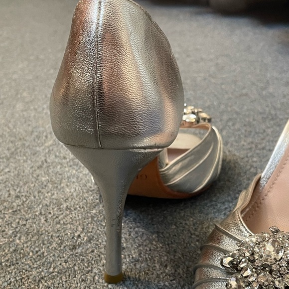 Glint silver dressy sandals with gem stones 8 1/2 - Picture 4 of 8